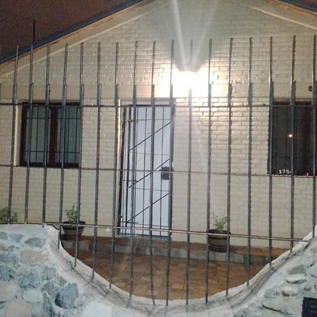Hospedaje El Carlito 圣拉斐尔 外观 照片